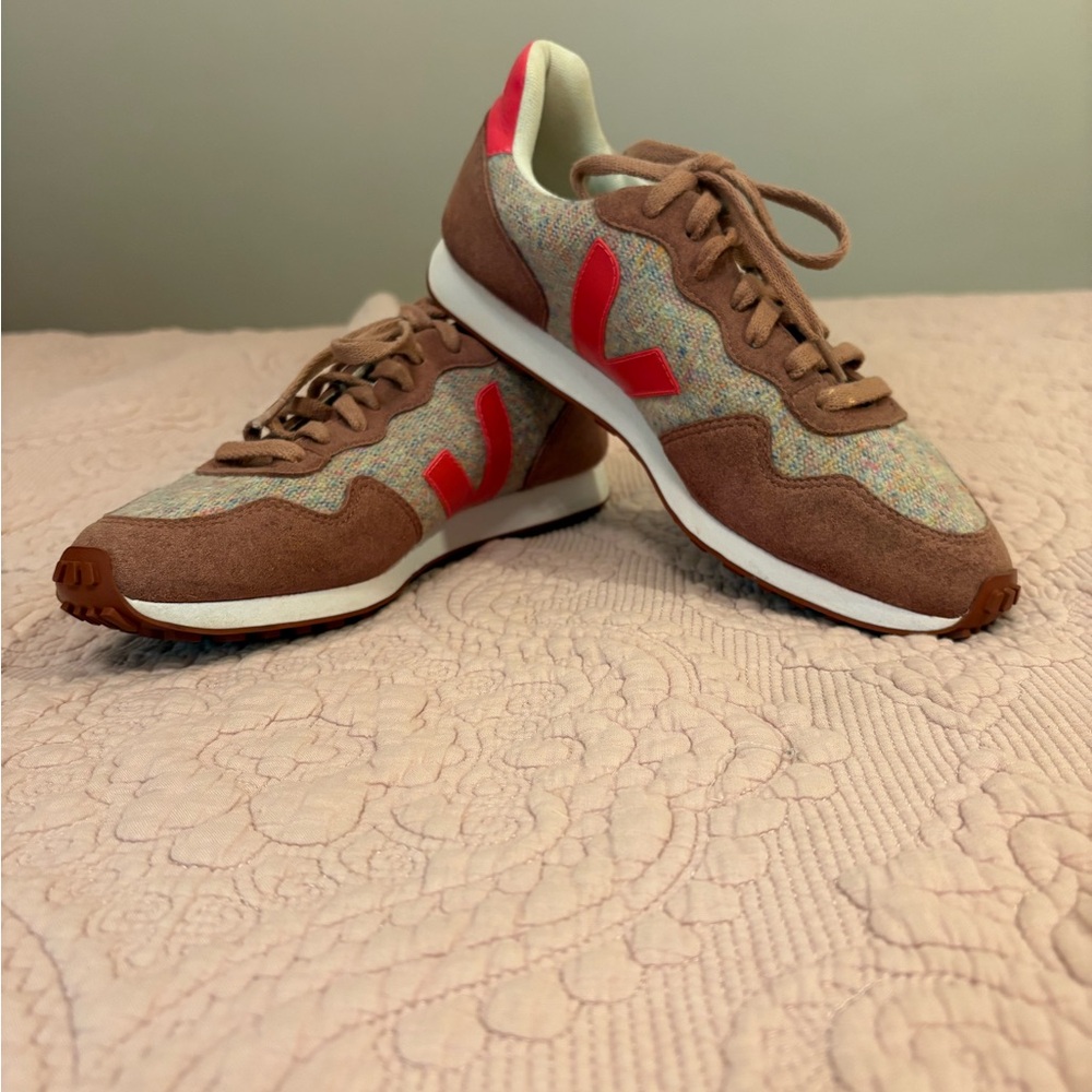 NWOTB Veja SDU Rec Flannel Women's Sneakers Size 9